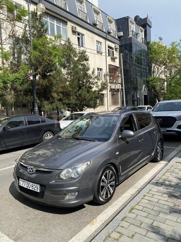 Hyundai i30 2011, 218,000 km - 1.4 л - Bakı