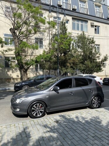 Hyundai i30 2011, 218,000 km - 1.4 л - Bakı