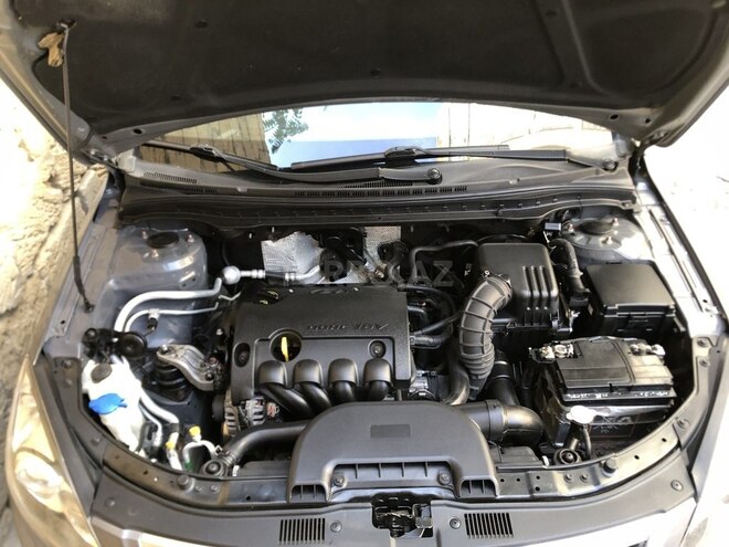 Hyundai i30 2011, 218,000 km - 1.4 л - Bakı