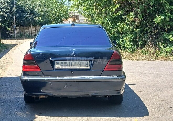 Mercedes C 180 2000, 400,447 km - 1.8 l - Ağdam