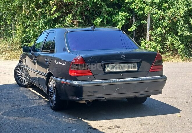 Mercedes C 180 2000, 400,447 km - 1.8 l - Ağdam