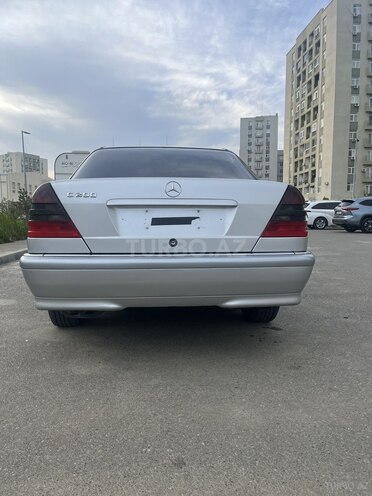 Mercedes C 180 1999, 277,000 km - 1.8 l - Bakı