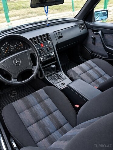 Mercedes C 180 1994, 200,000 km - 1.8 l - Bakı