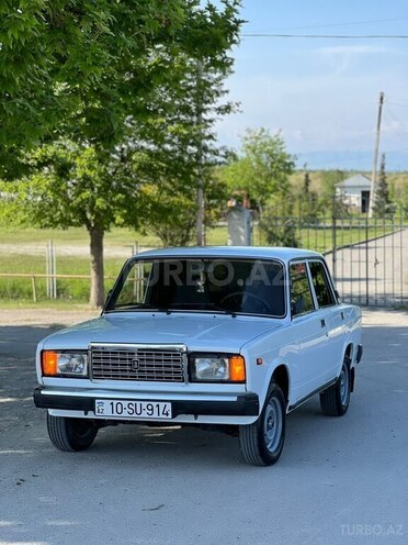LADA (VAZ) 2107 2006, 64,000 km - 1.6 l - Ucar