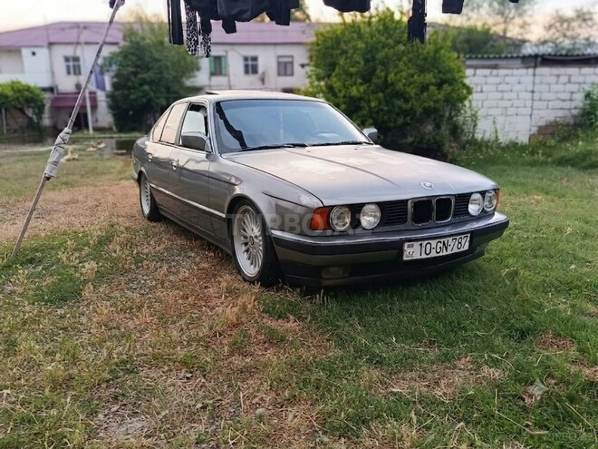 BMW 525 1989, 299,167 km - 2.5 l - Zərdab