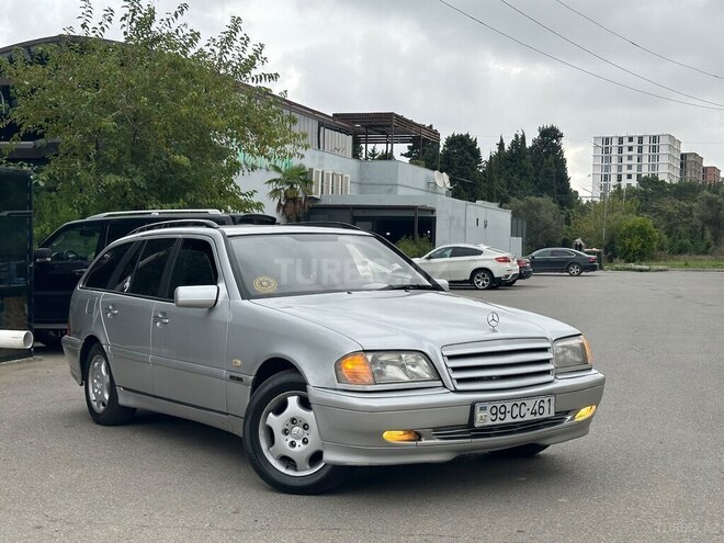 Mercedes C 220 1999, 876,945 km - 2.2 l - Bakı