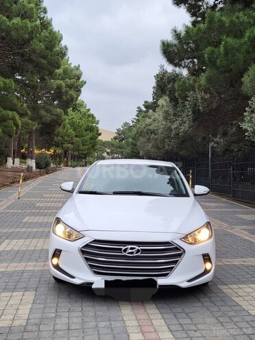 Hyundai Elantra 2016, 224,500 km - 2.0 l - Bakı