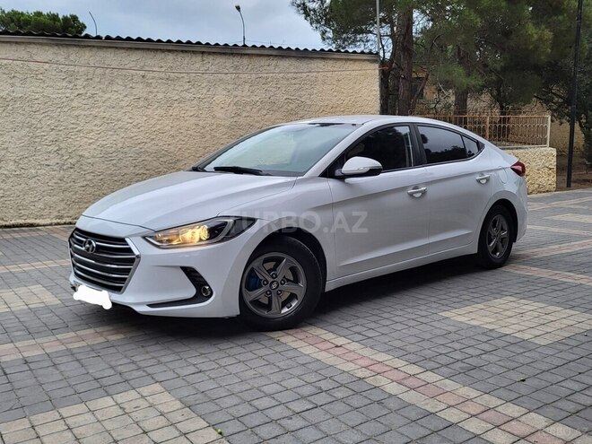 Hyundai Elantra 2016, 224,500 km - 2.0 l - Bakı