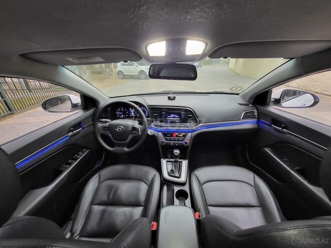 Hyundai Elantra 2016, 224,500 km - 2.0 l - Bakı