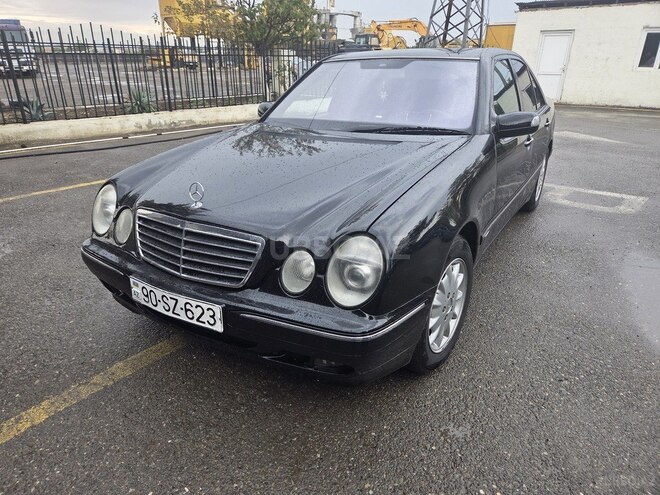 Mercedes E 270 1999, 496,292 km - 2.7 l - Yevlax