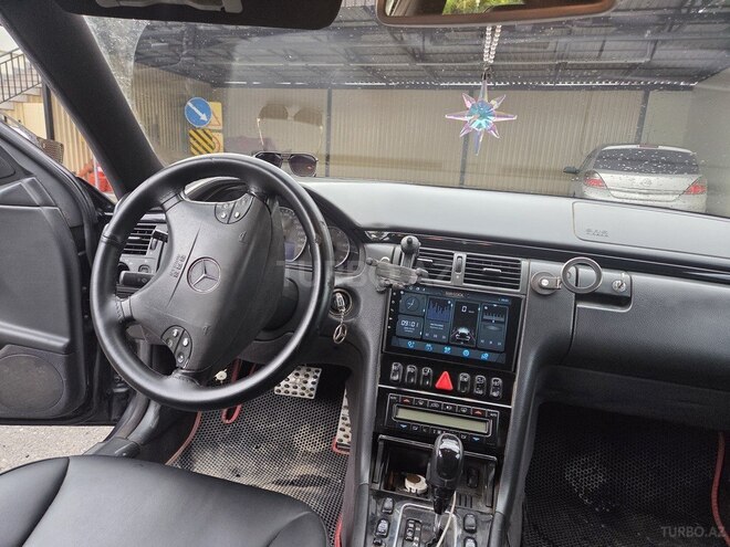 Mercedes E 270 1999, 496,292 km - 2.7 l - Yevlax