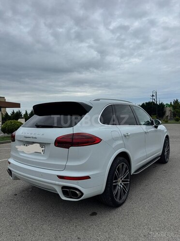Porsche Cayenne Turbo S 2014, 135,000 km - 4.8 l - Bakı