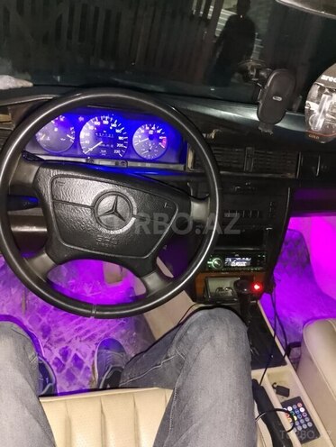 Mercedes 190 1993, 600,000 km - 2.3 l - Qusar