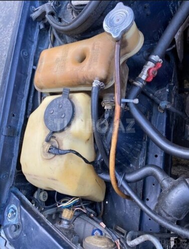 Mercedes 190 1993, 600,000 km - 2.3 l - Qusar