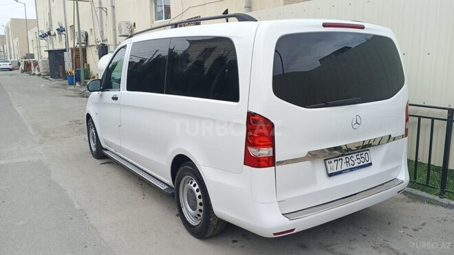 Mercedes  2015, 251,000 km - 2.1 л - Bakı