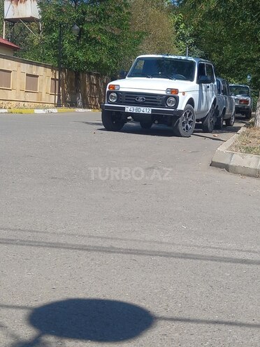 LADA (VAZ) Niva 2024, 27,000 km - 1.7 l - Lerik