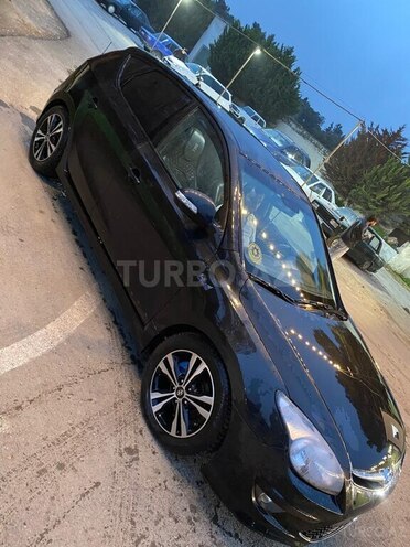 Hyundai i30 2010, 320,413 km - 1.6 л - Bakı
