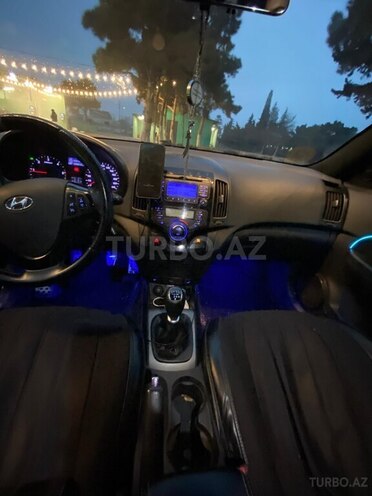 Hyundai i30 2010, 320,413 km - 1.6 л - Bakı