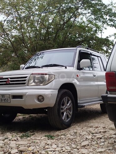 Mitsubishi Pajero io 1999, 400,000 km - 1.8 л - Şabran