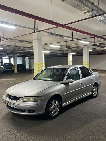 Opel Vectra 2000, 250,000 km - 1.8 l - Bakı