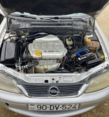 Opel Vectra 2000, 250,000 km - 1.8 l - Bakı