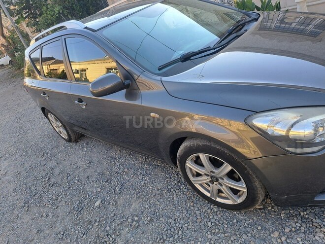 Kia  2009, 273,435 km - 1.6 l - Gəncə