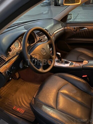 Mercedes E 350 2005, 140,000 km - 3.5 l - Bakı