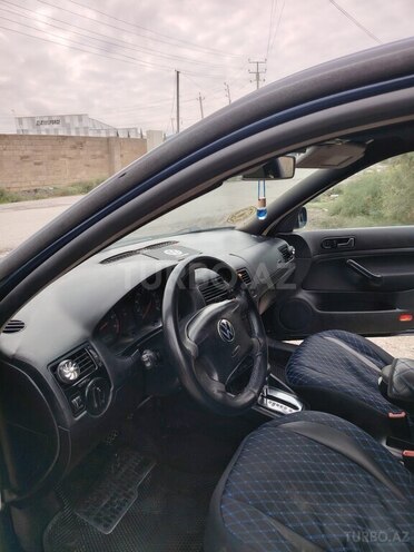 Volkswagen Jetta 2003, 236,213 km - 2.0 l - Bakı