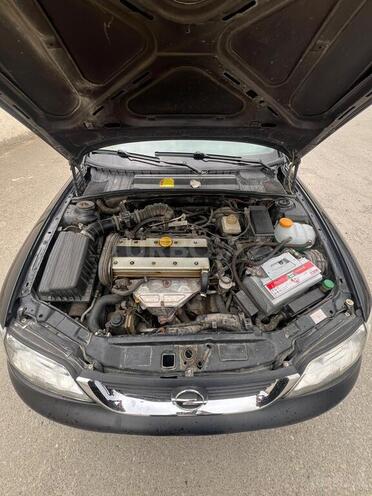 Opel Vectra 1997, 211,445 km - 2.0 l - Bakı