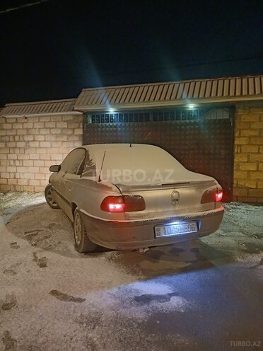 Opel Omega 1996, 400,000 km - 2.0 л - Qusar