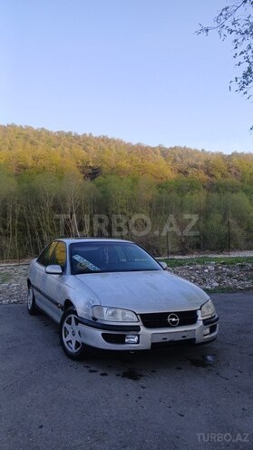 Opel Omega 1996, 400,000 km - 2.0 л - Qusar
