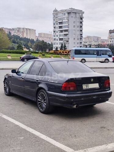 BMW 528 1999, 481,000 km - 2.8 l - Bakı