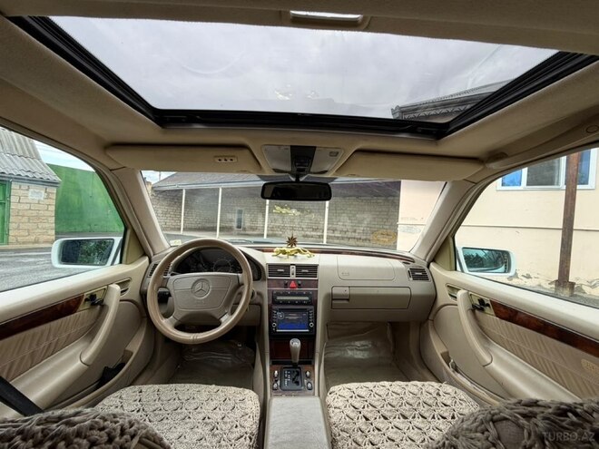 Mercedes C 230 1998, 243,011 km - 2.3 l - Şamaxı