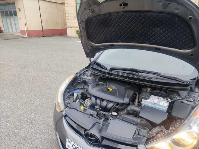 Hyundai Elantra 2013, 204,089 km - 1.8 л - İmişli