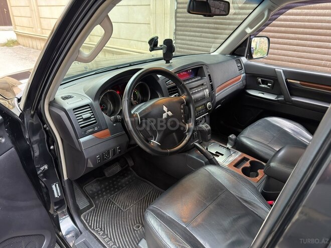 Mitsubishi Pajero 2007, 290,000 km - 3.0 l - Bakı
