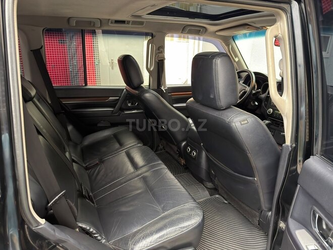 Mitsubishi Pajero 2007, 290,000 km - 3.0 l - Bakı