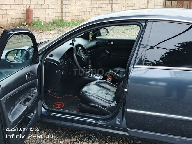 Volkswagen Passat 2001, 195,218 km - 1.8 l - Salyan