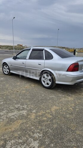 Opel Vectra 2000, 280,000 km - 2.0 l - Bakı