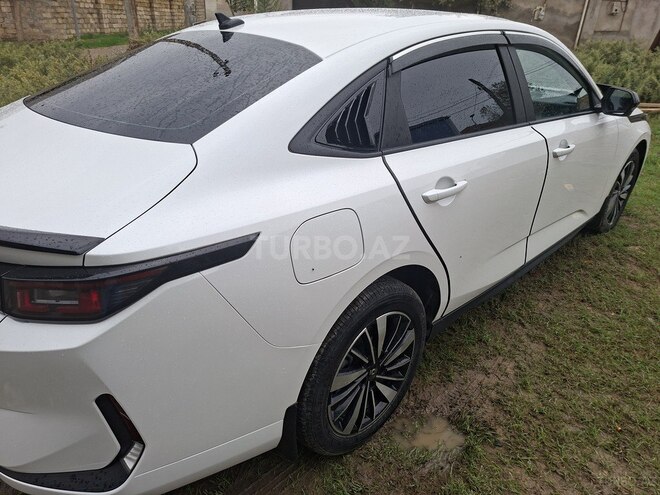 Changan Qiyuan A05 2024, 29,056 km - 1.5 l - Bakı