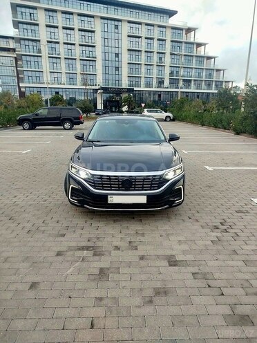 Volkswagen Passat 2022, 120,000 km - 1.5 l - Bakı