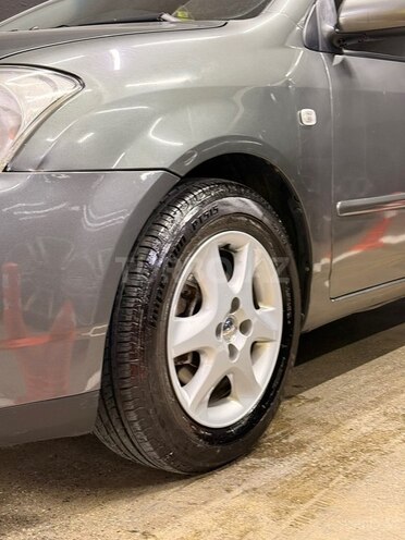 Toyota Corolla 2005, 260,000 km - 1.4 л - Bakı