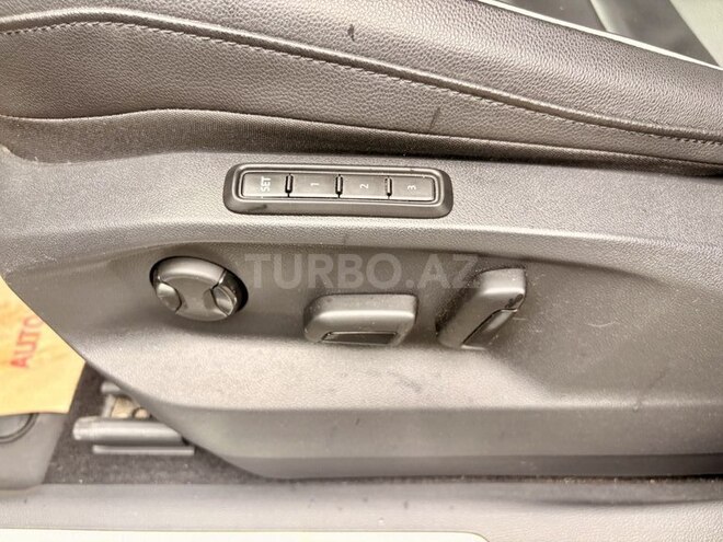 Volkswagen Tiguan 2022, 56,700 km - 2.0 l - Bakı
