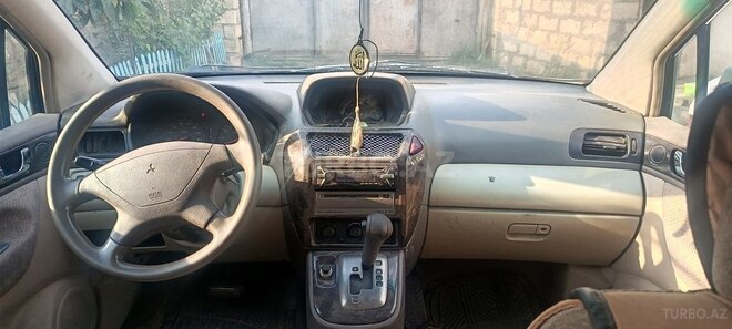 Mitsubishi Chariot 2002, 125,487 km - 2.4 л - Sumqayıt