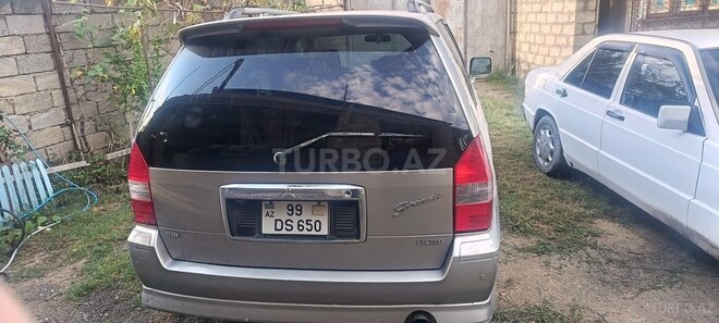 Mitsubishi Chariot 2002, 125,487 km - 2.4 л - Sumqayıt