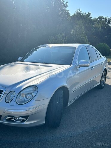 Mercedes E 240 2004, 385,000 km - 2.6 l - Bakı