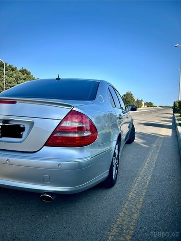 Mercedes E 240 2004, 385,000 km - 2.6 l - Bakı