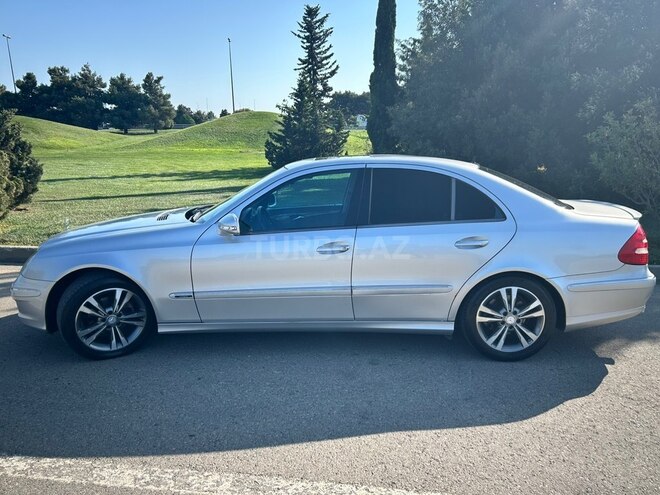 Mercedes E 240 2004, 385,000 km - 2.6 l - Bakı
