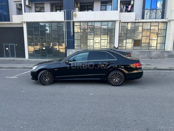 Mercedes E 250 2010, 299,000 km - 1.8 l - Bakı
