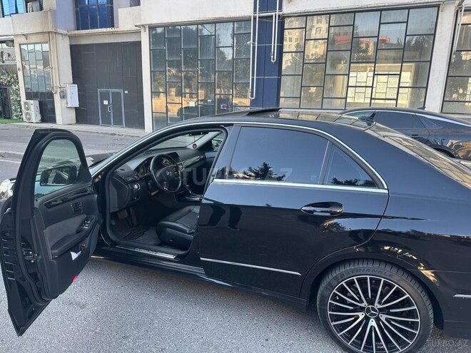 Mercedes E 250 2010, 299,000 km - 1.8 l - Bakı