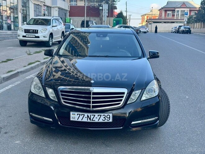 Mercedes E 250 2010, 299,000 km - 1.8 l - Bakı